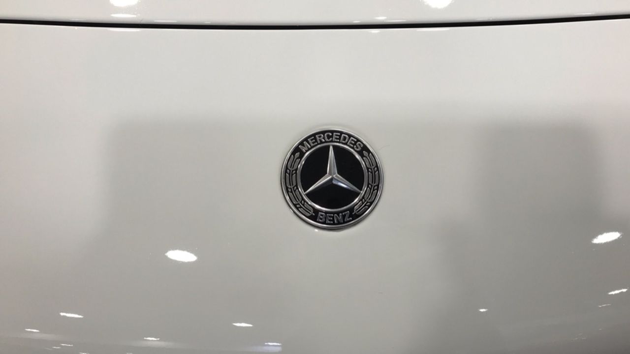 mercedes-clase-a-sedan-a-250-e-imagen-11