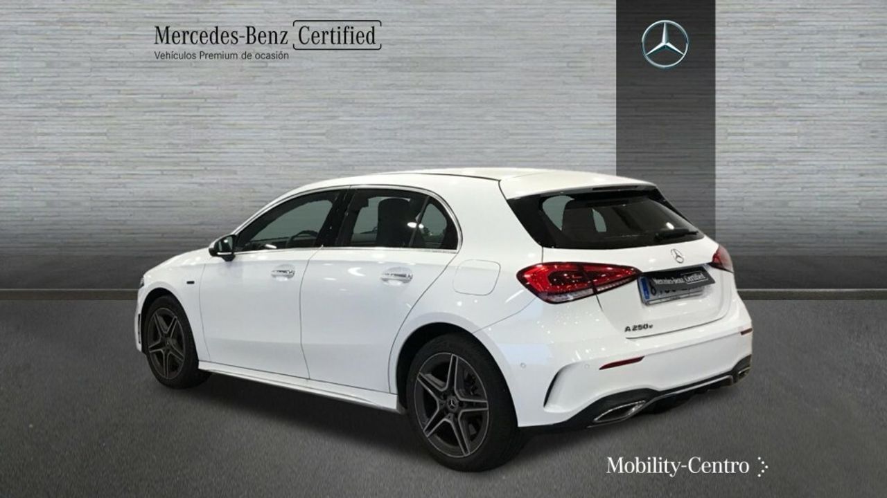 mercedes-clase-a-sedan-a-250-e-imagen-3