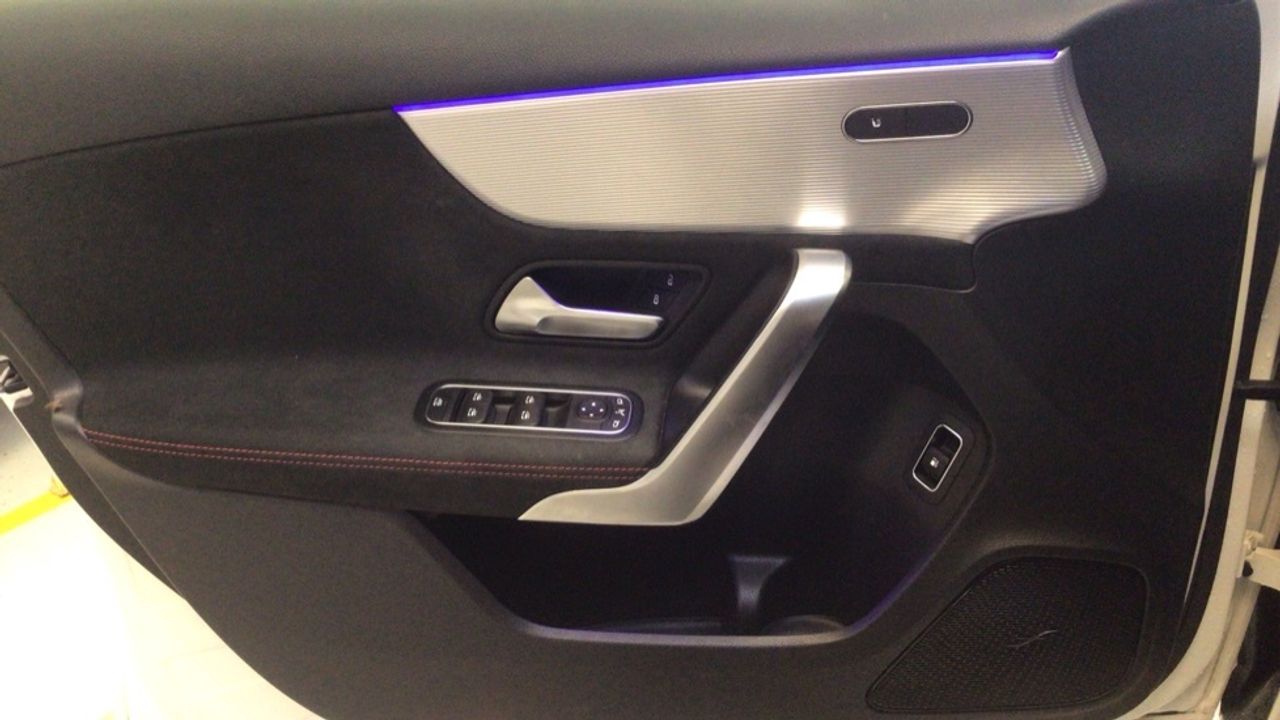 mercedes-clase-a-sedan-a-250-e-imagen-22