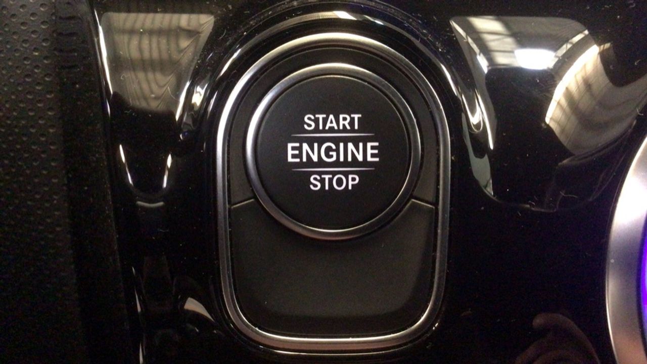 mercedes-clase-a-sedan-a-250-e-imagen-21