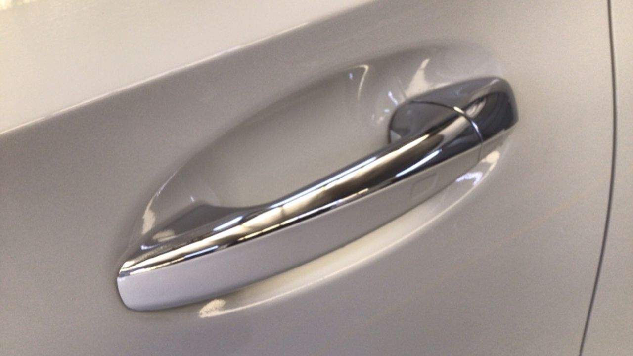 mercedes-clase-a-sedan-a-250-e-imagen-16