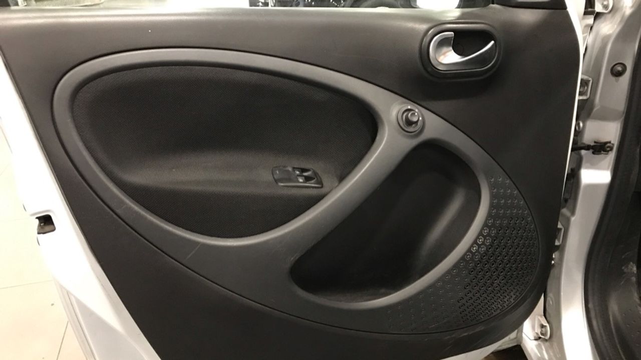 smart-forfour-60kw81cv-electric-drive-imagen-11