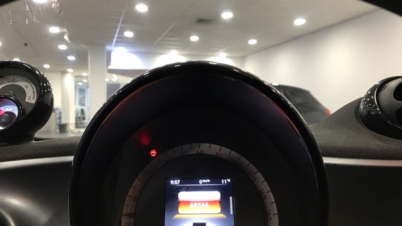 smart-forfour-60kw81cv-electric-drive-imagen-12