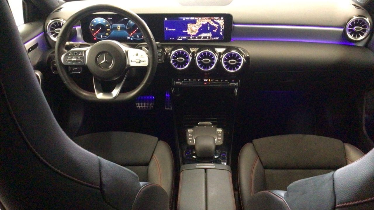 mercedes-clase-a-sedan-a-200-d-imagen-7