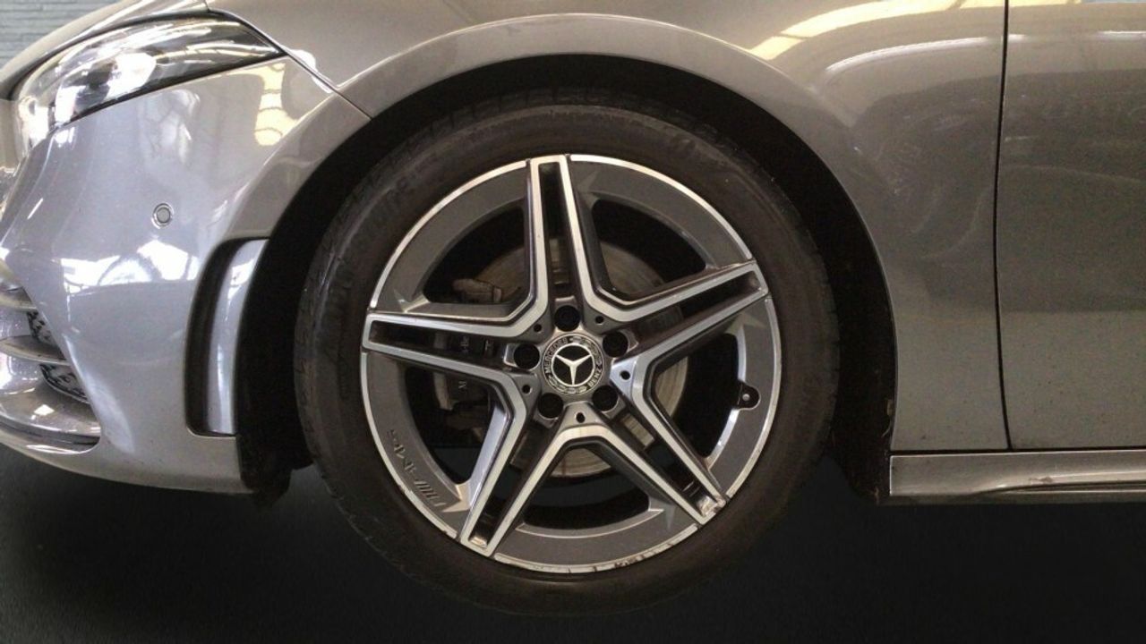 mercedes-clase-a-sedan-a-200-d-imagen-4