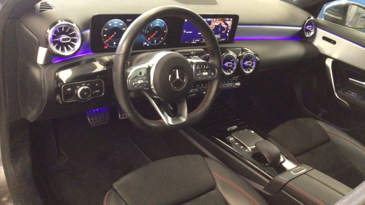 mercedes-clase-a-sedan-a-200-d-imagen-5