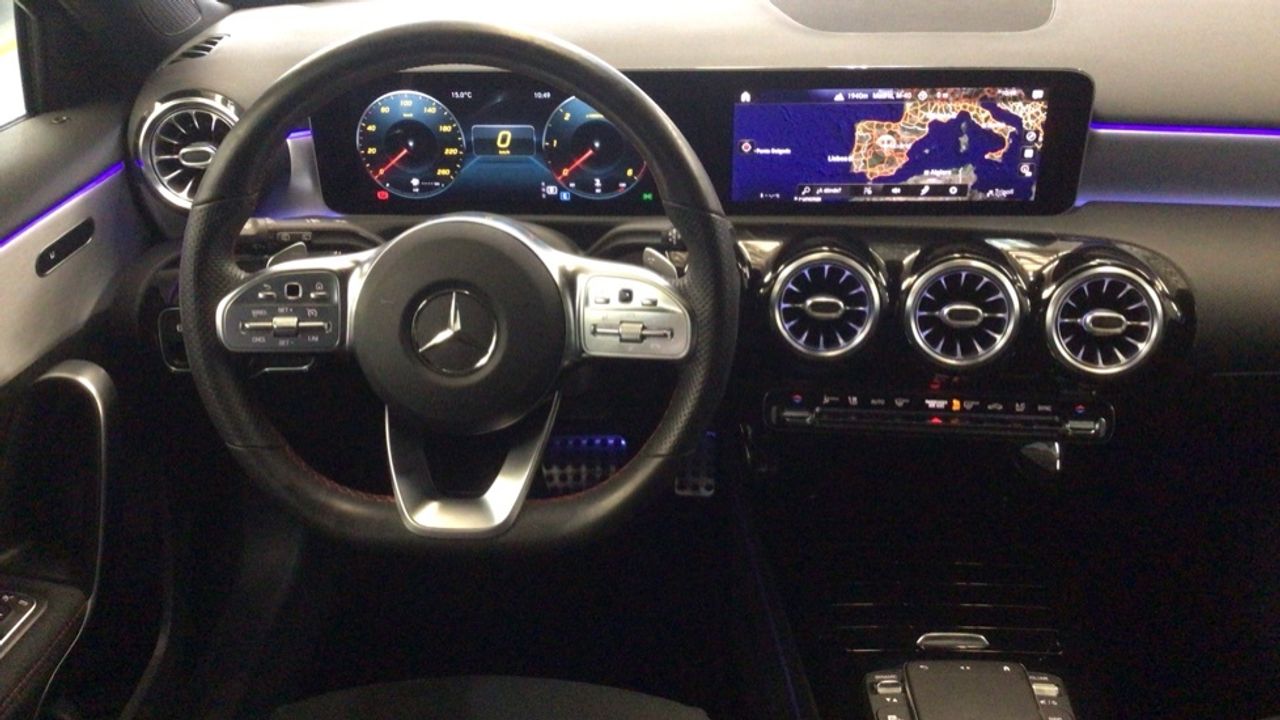 mercedes-clase-a-sedan-a-200-d-imagen-8