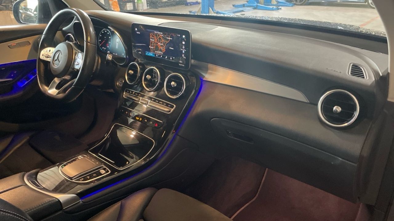 mercedes-benz-clase-glc-220-d-4matic-amg-line-euro-6d-imagen-9