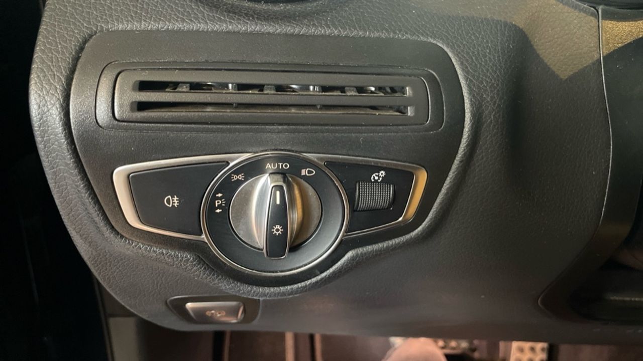 mercedes-benz-clase-glc-220-d-4matic-amg-line-euro-6d-imagen-27