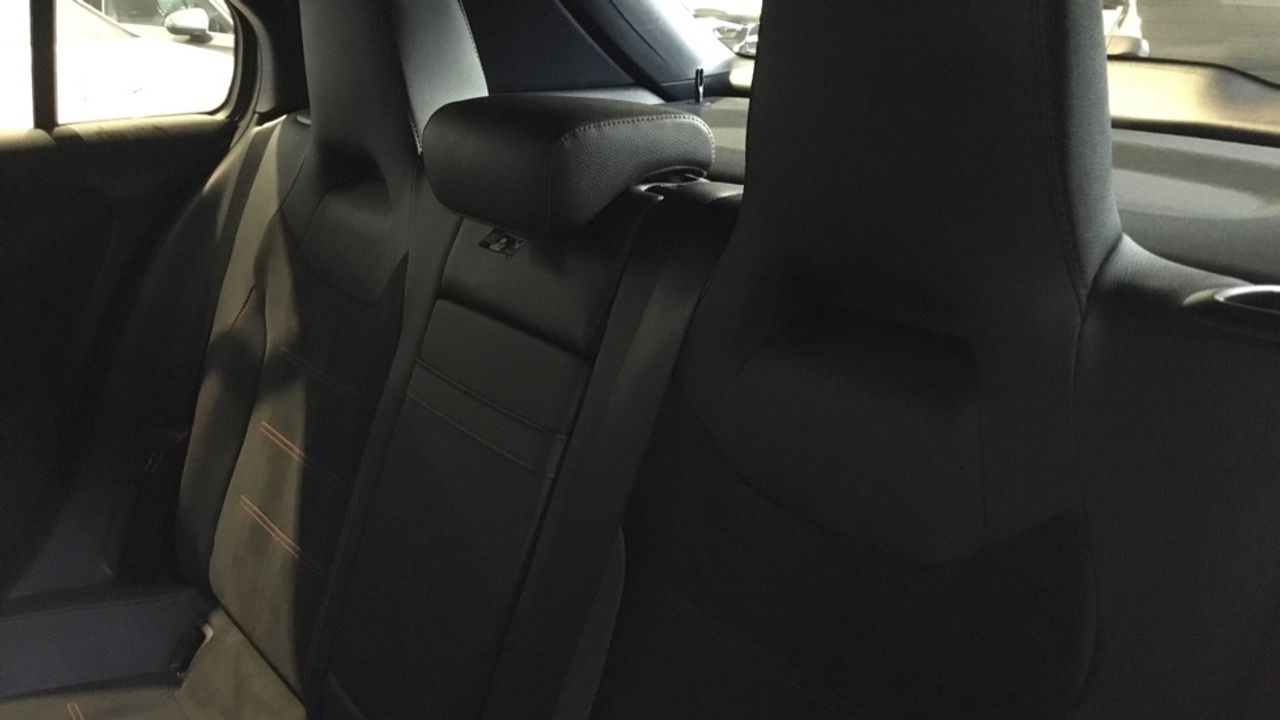 mercedes-clase-a-a-180-d-imagen-10
