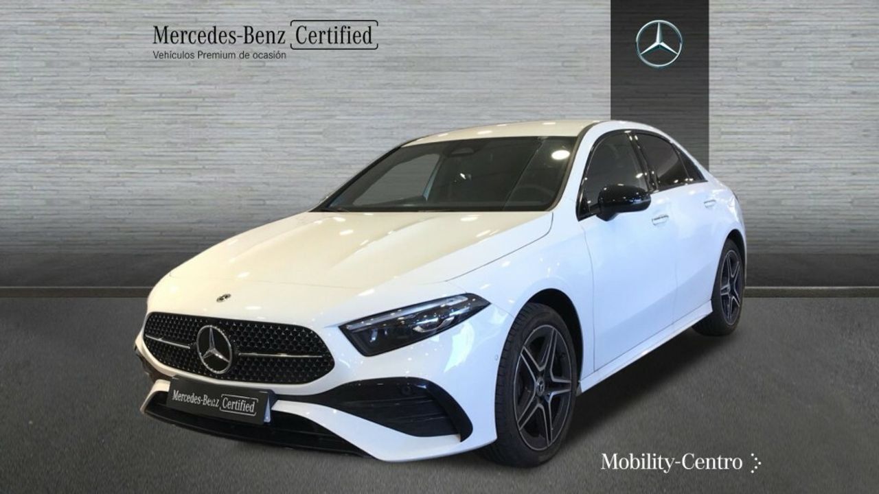 Outlander 24 phev hibrido  de segunda mano - mercedes clase a 2025 /