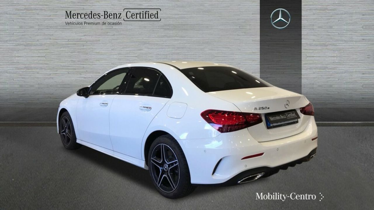 mercedes-clase-a-a-250-e-con-tecnologia-hibrida-eq-sedan-imagen-3