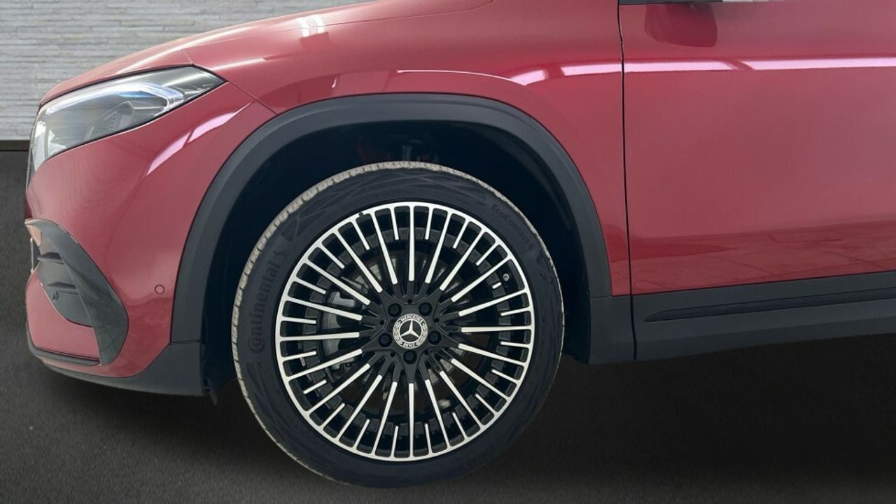 mercedes-eqa-250+-imagen-4