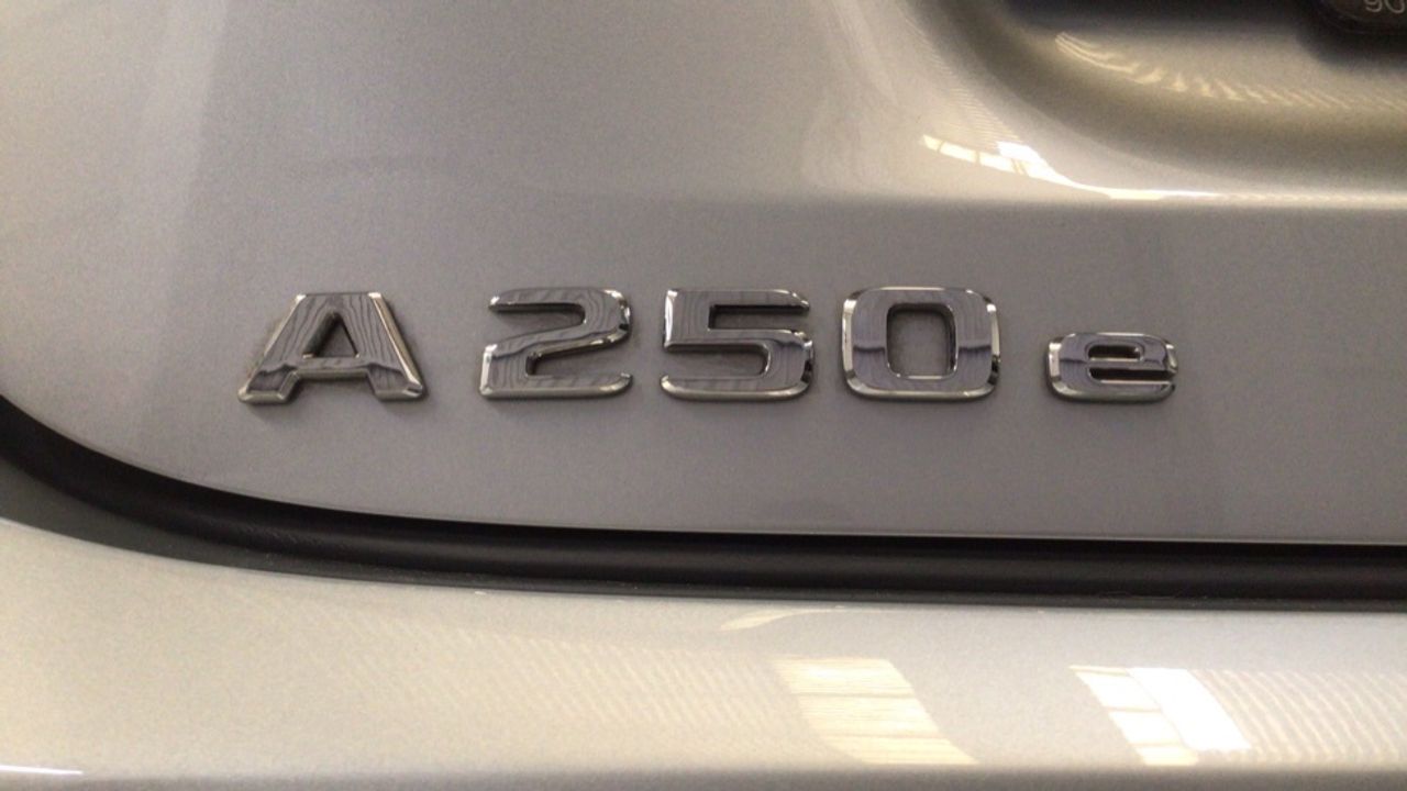 mercedes-clase-a-a-250-e-imagen-11