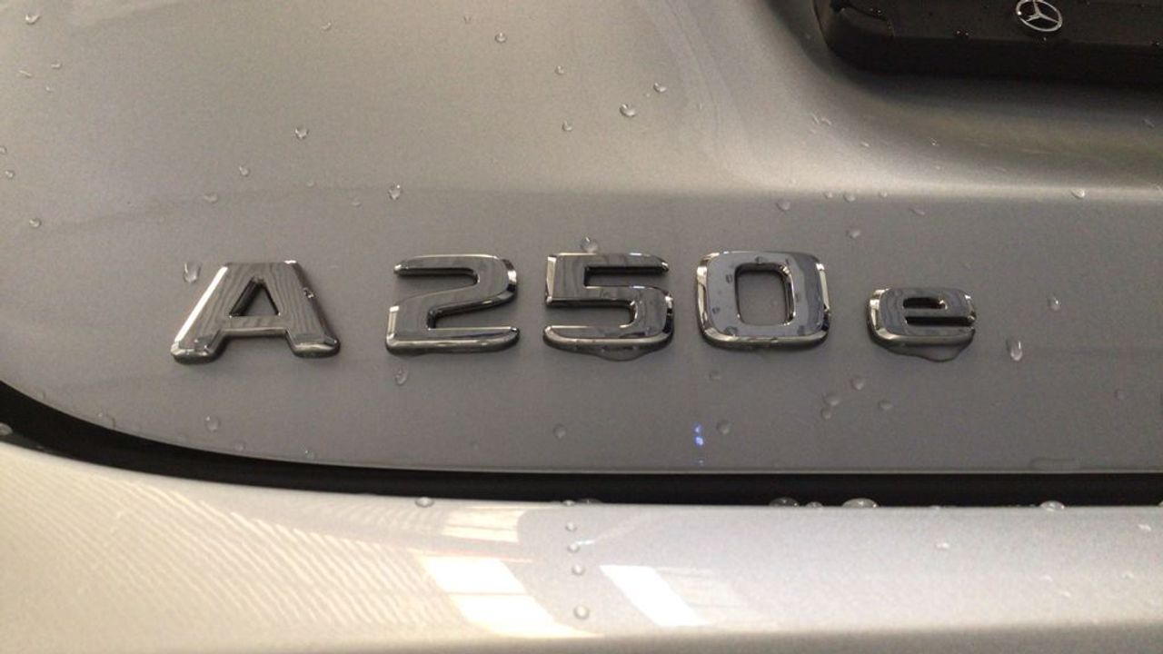 mercedes-clase-a-a-250-e-imagen-11