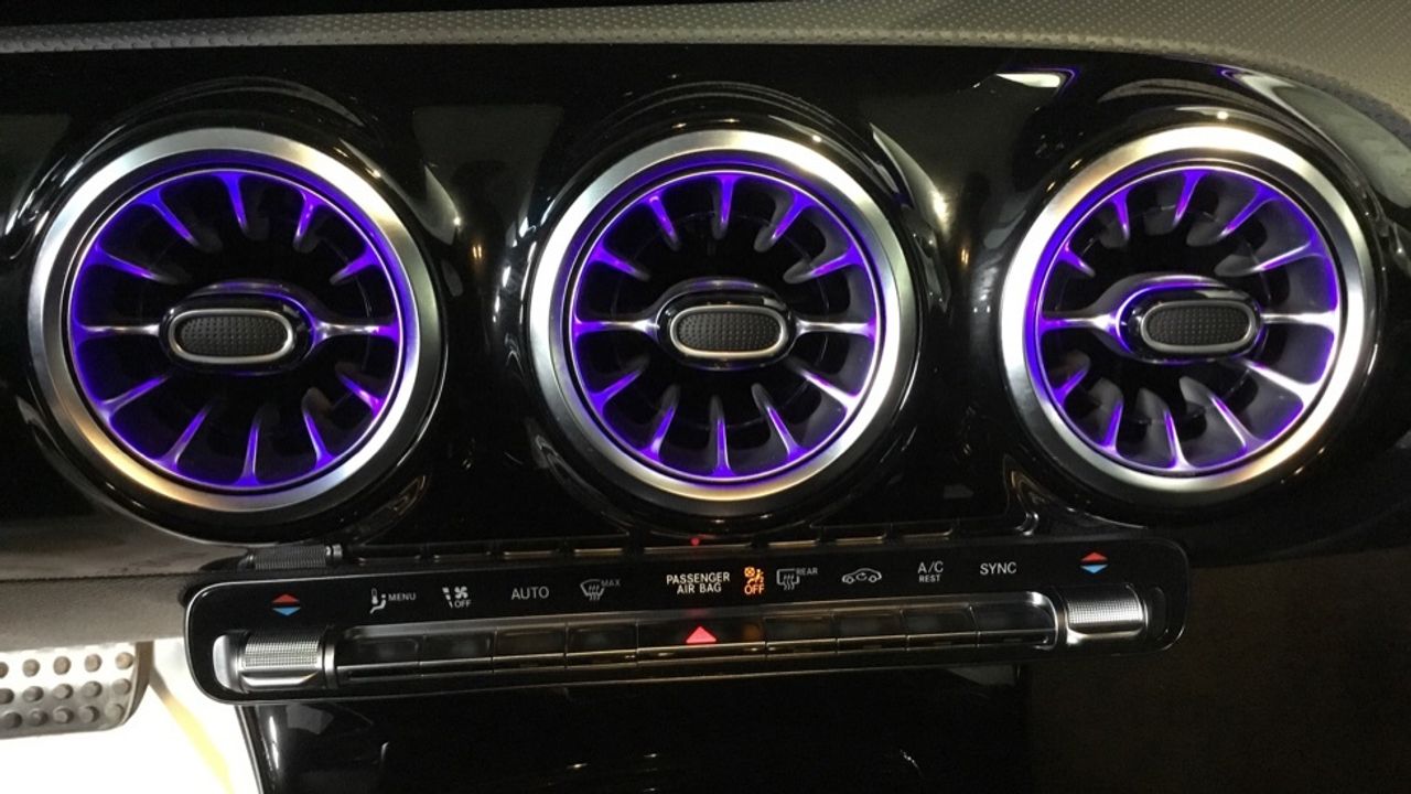mercedes-clase-a-a-180-d-imagen-18