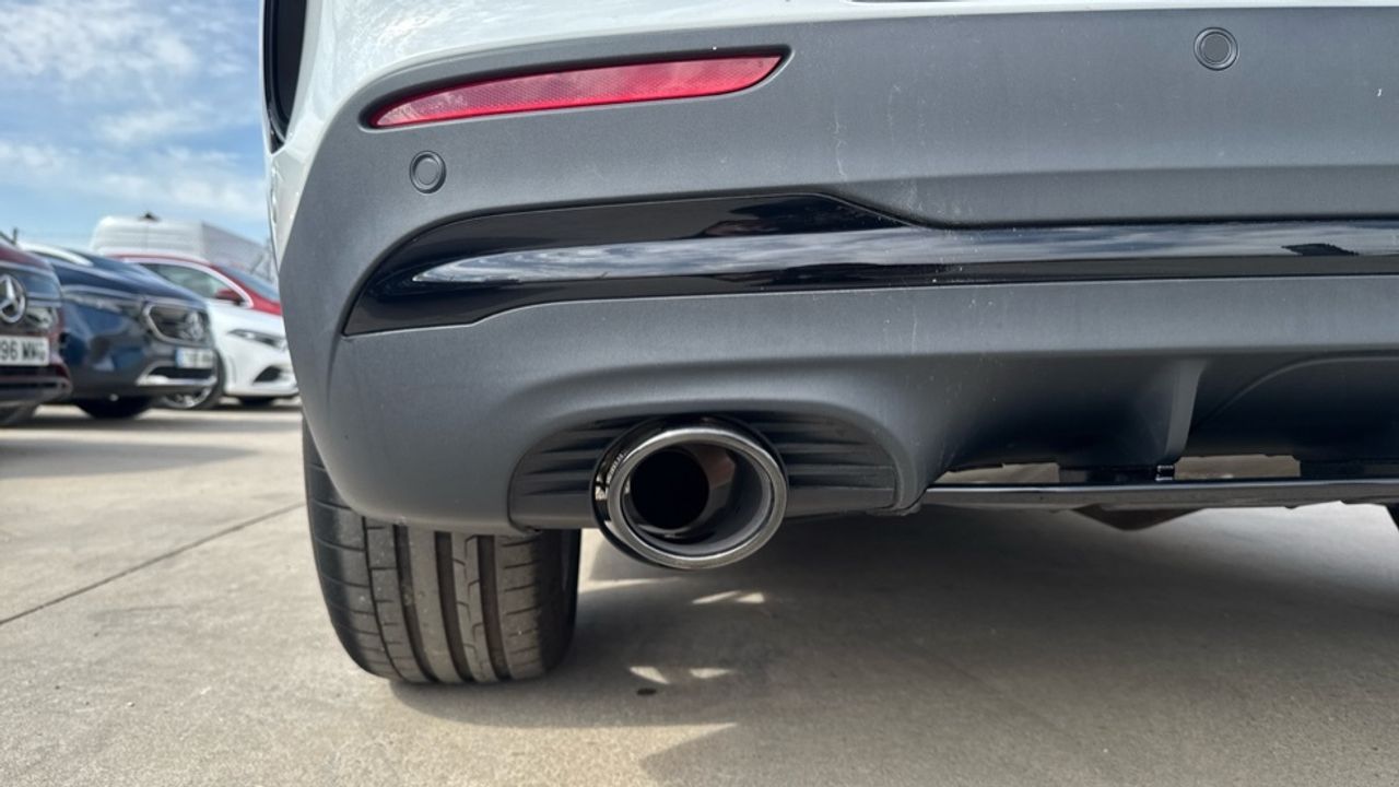 mercedes-gla-mercedes-amg-gla-35-4matic-imagen-11