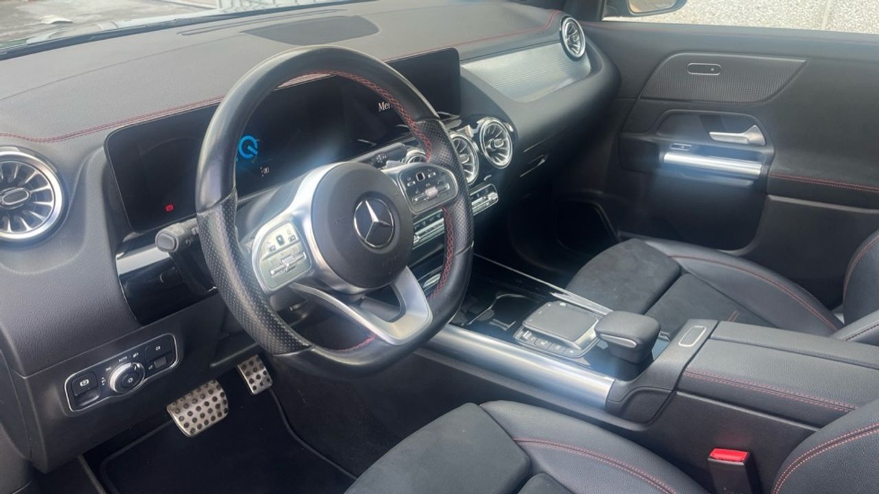 mercedes-eqa-250-amg-line-imagen-5