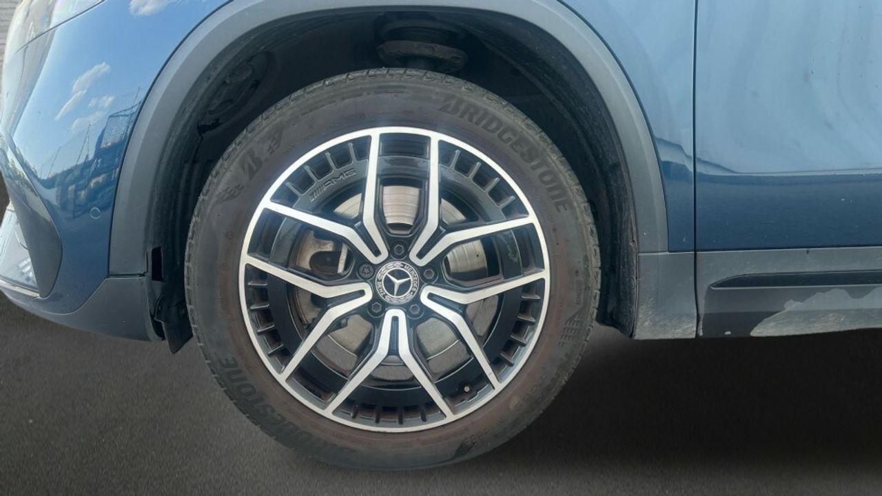 mercedes-eqa-250-amg-line-imagen-4