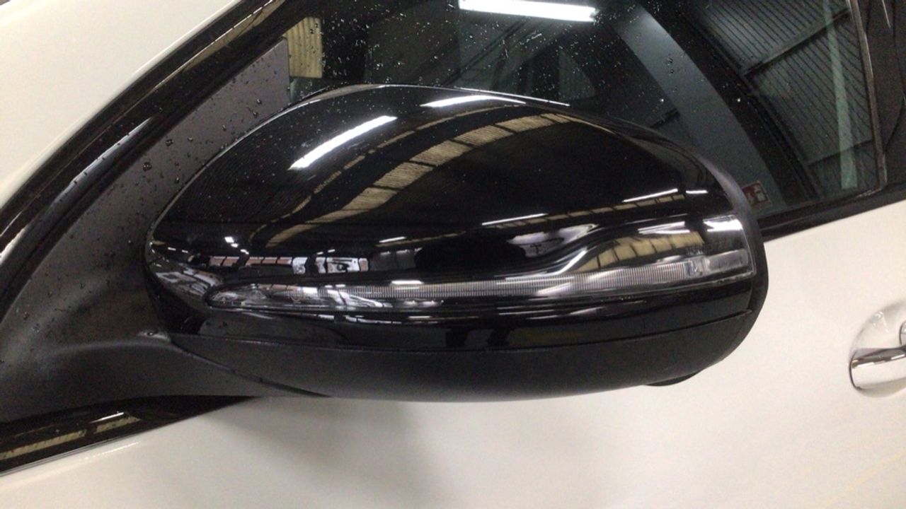 mercedes-eqa-250-amg-line-imagen-15