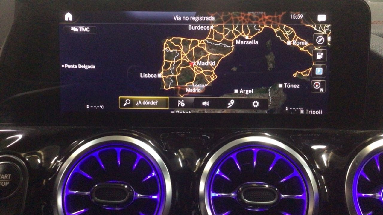 mercedes-eqa-250-amg-line-imagen-18