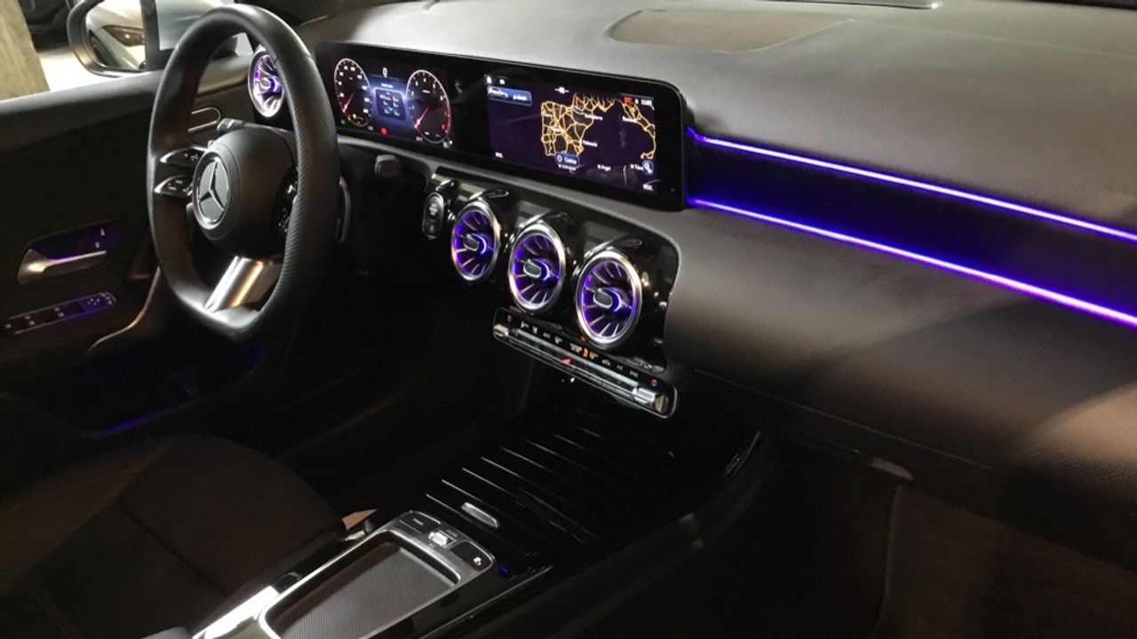 mercedes-clase-a-a-180-d-imagen-9