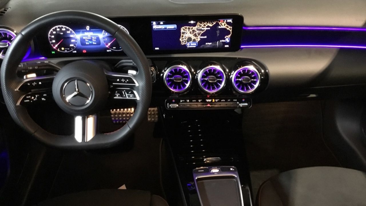 mercedes-clase-a-a-180-d-imagen-7