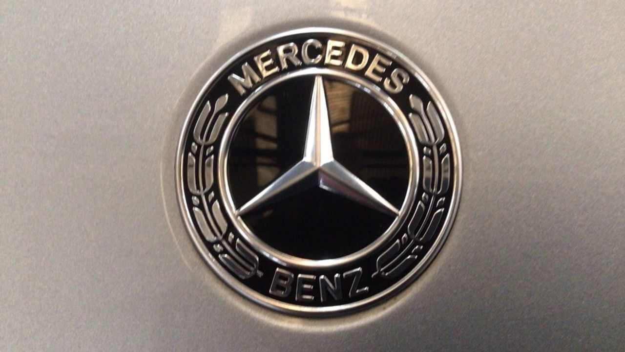 mercedes-clase-a-a-250-e-sedan-imagen-12