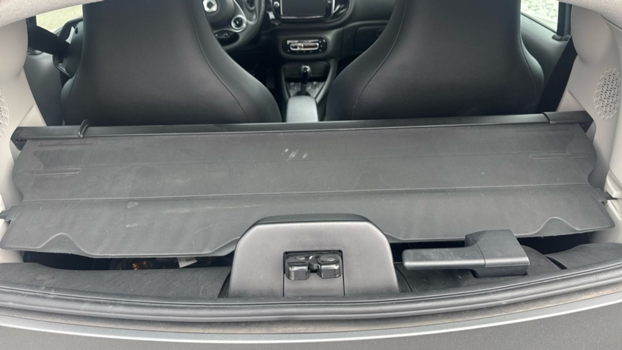 smart-fortwo-60kw81cv-eq-coupe-imagen-10