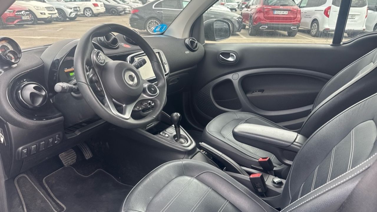 smart-fortwo-60kw81cv-eq-coupe-imagen-5