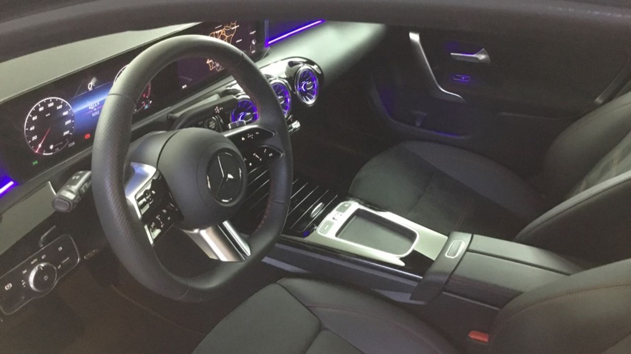 mercedes-clase-a-a-180-d-imagen-5