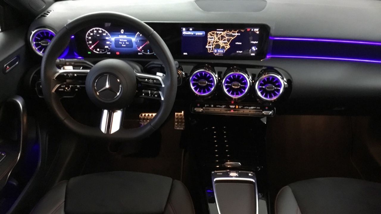 mercedes-clase-a-a-180-d-imagen-7