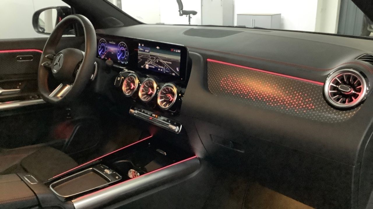 mercedes-eqa-eqa-250+-imagen-9
