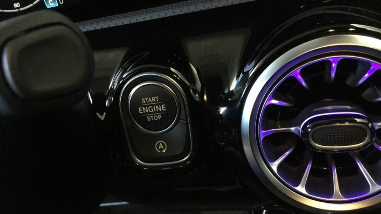 mercedes-clase-a-a-180-d-imagen-13