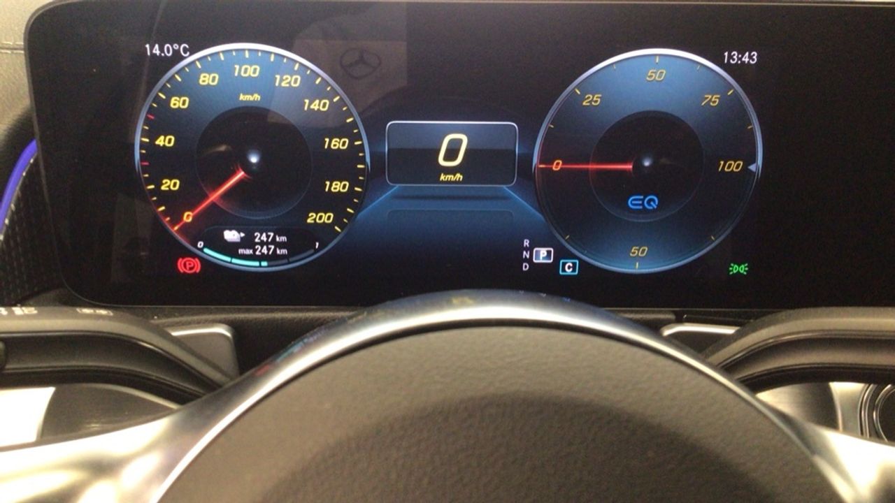 mercedes-eqb-eqb-250-imagen-17