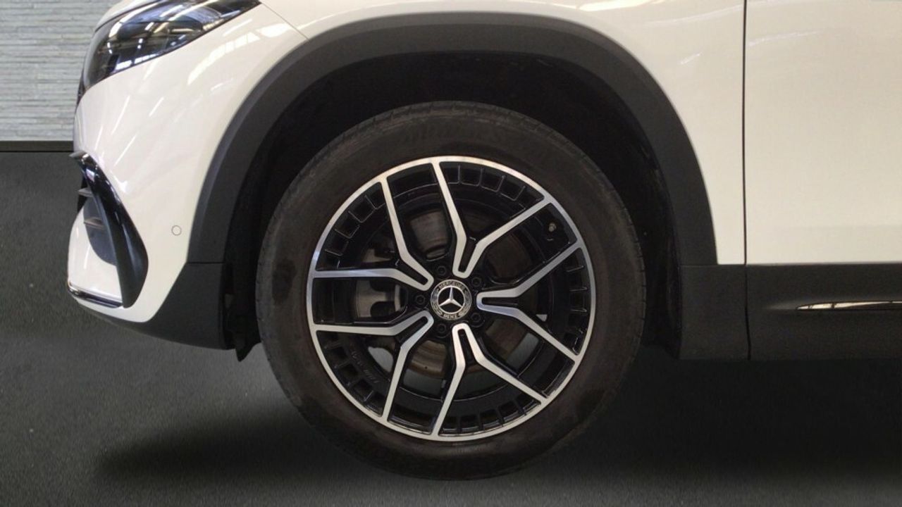 mercedes-eqb-eqb-250-imagen-4