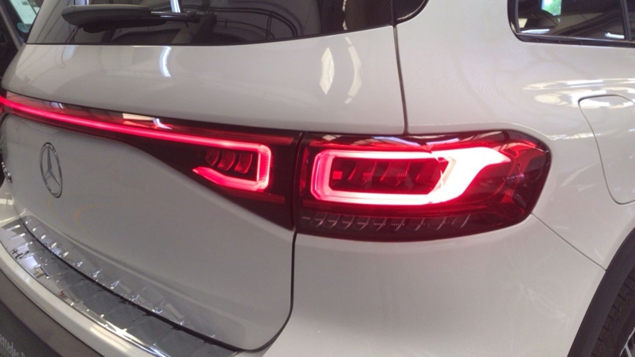 mercedes-eqb-eqb-250-imagen-14