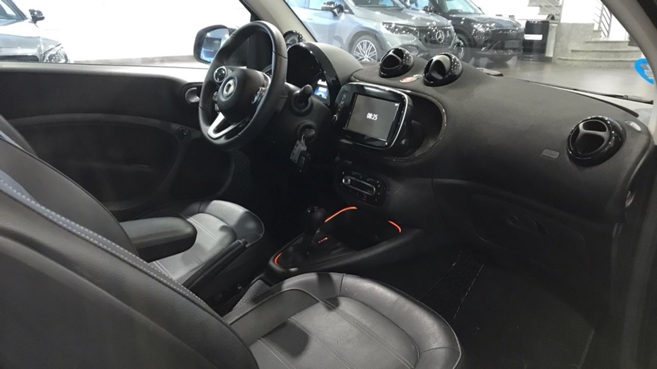 smart-fortwo-60kw81cv-eq-coupe-imagen-9