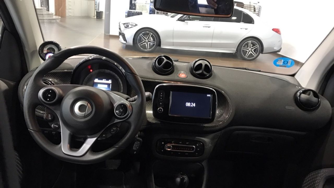 smart-fortwo-60kw81cv-eq-coupe-imagen-7