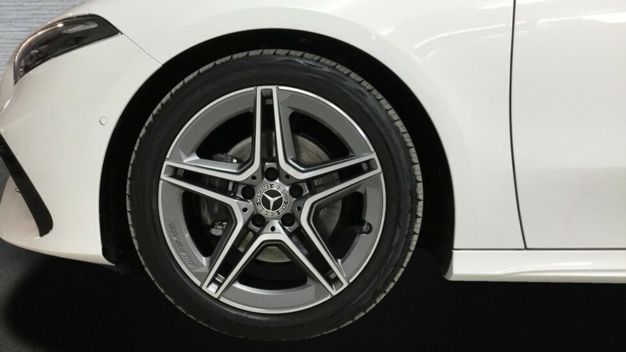 mercedes-clase-a-a-200-d-sedan-imagen-4