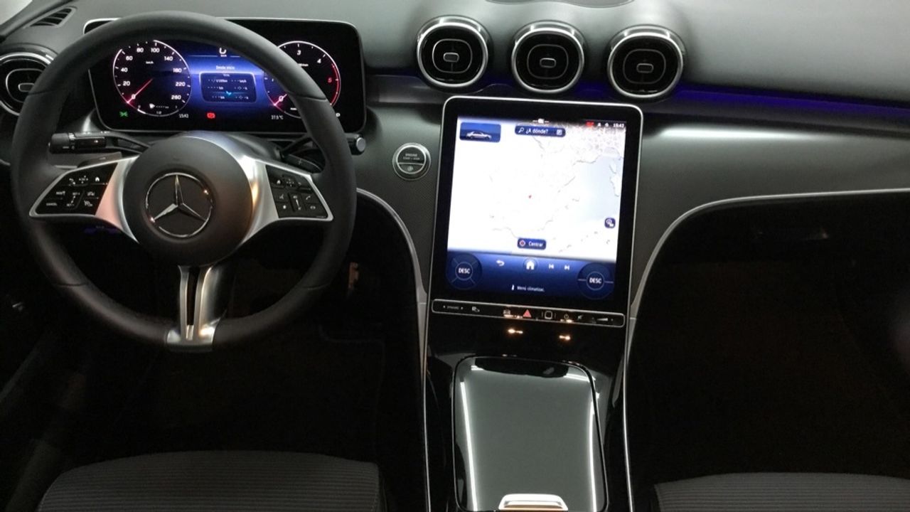 mercedes-clase-c-c-220-d-berlina-imagen-7
