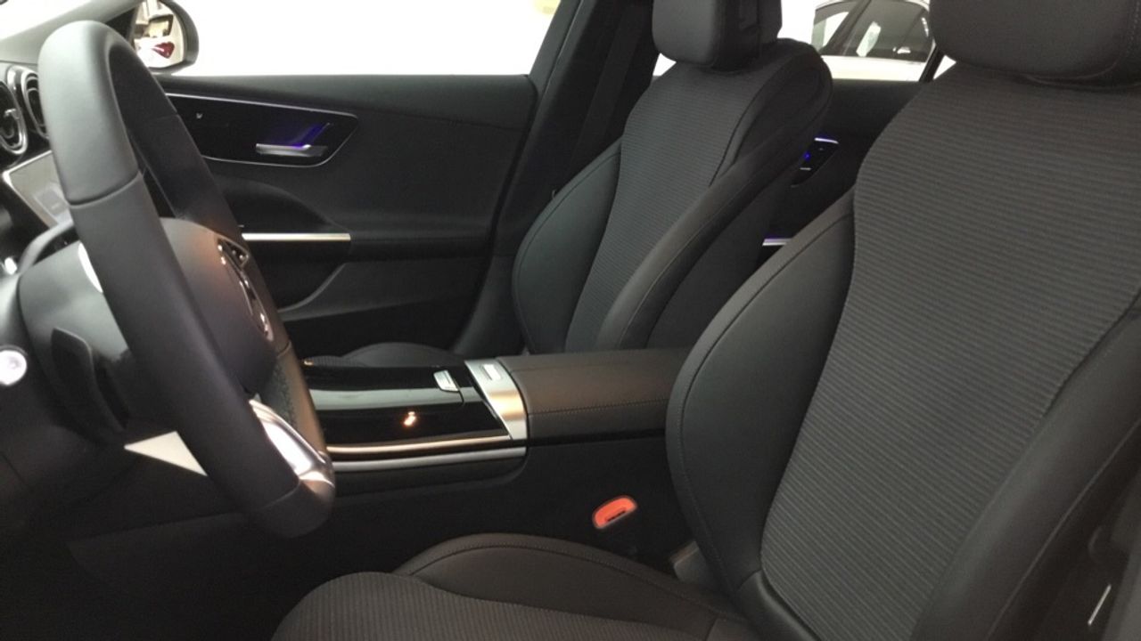 mercedes-clase-c-c-220-d-berlina-imagen-6