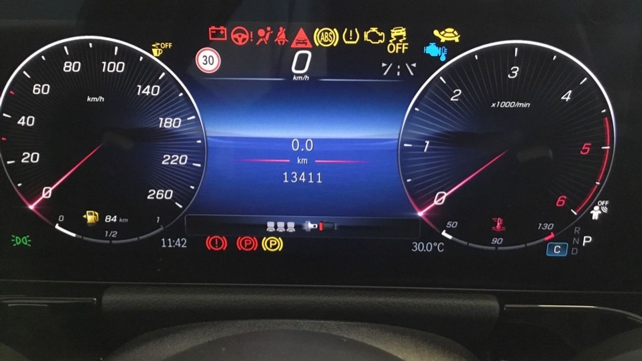 mercedes-gla-gla-200-d-imagen-13