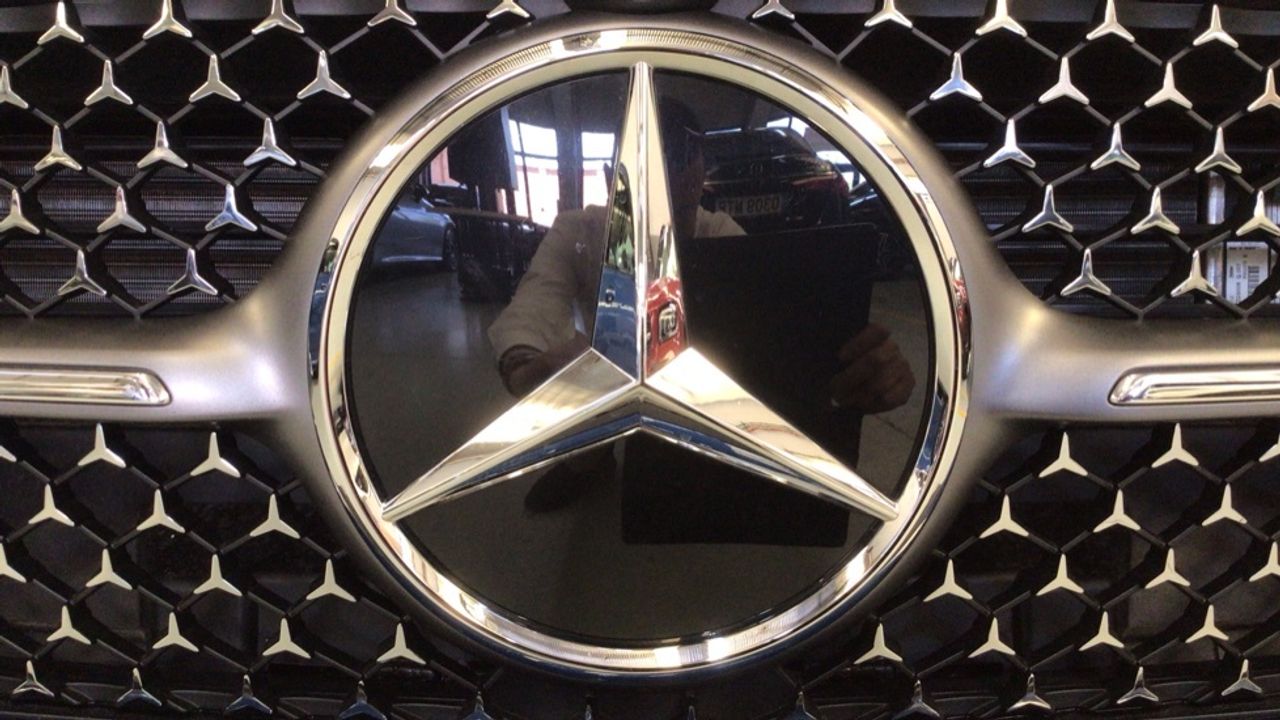 mercedes-benz-clase-a-250-e-compacto-imagen-12
