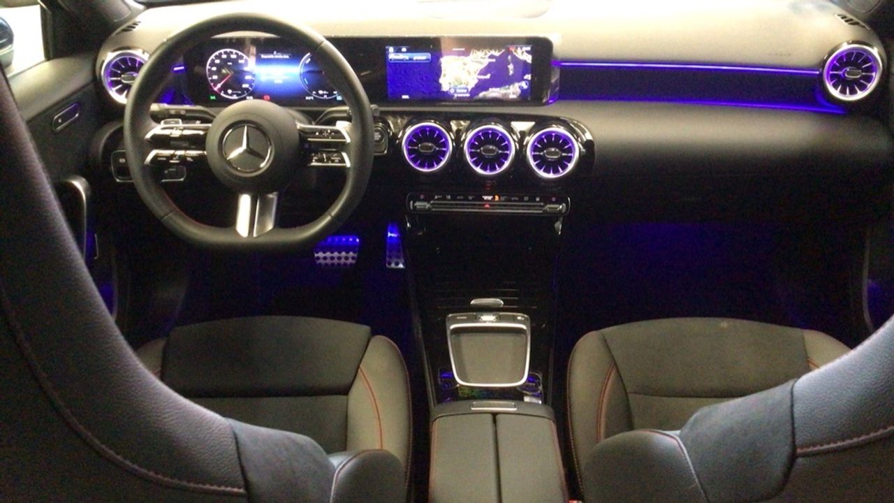 mercedes-benz-clase-a-250-e-compacto-imagen-7