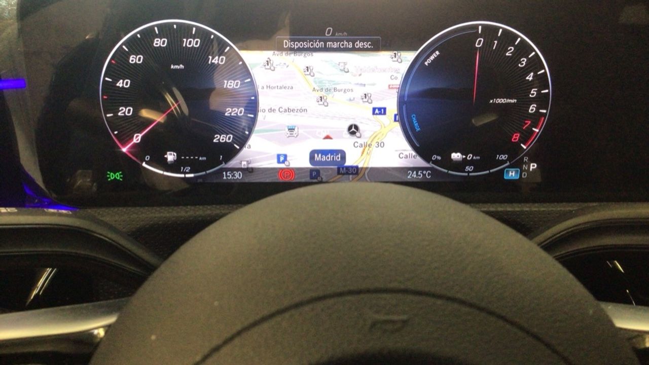 mercedes-benz-clase-a-250-e-compacto-imagen-17