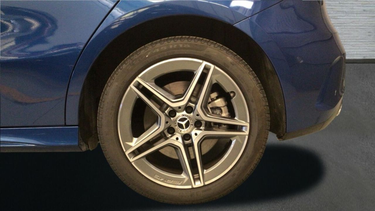 mercedes-benz-clase-a-250-e-compacto-imagen-4