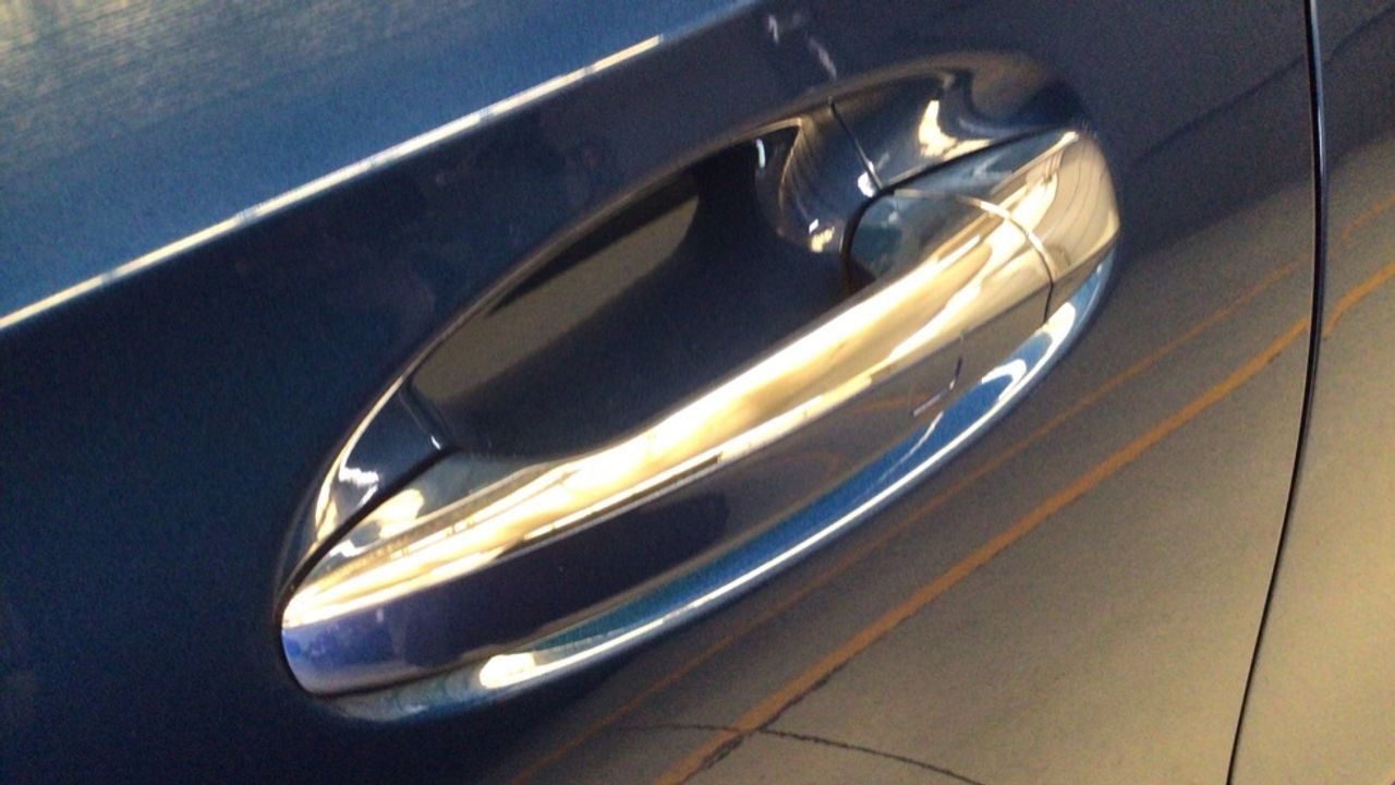 mercedes-benz-clase-a-250-e-compacto-imagen-16