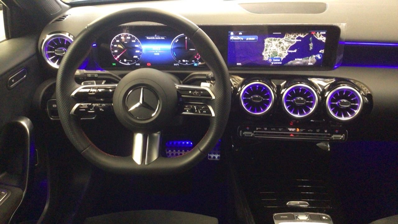 mercedes-benz-clase-a-250-e-compacto-imagen-8
