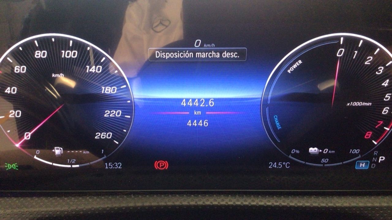 mercedes-benz-clase-a-250-e-compacto-imagen-23